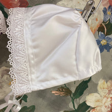 Load image into Gallery viewer, 'Quinn' Unisex Christening Gown