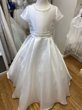 Load image into Gallery viewer, LUNA HOLY COMMUNION DRESS
