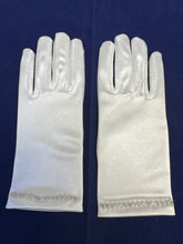 Load image into Gallery viewer, Girls white stretch satin communion gloves 813
