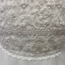 Load image into Gallery viewer, Poinsettia Holy communion dress - Ide
