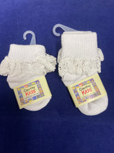 Load image into Gallery viewer, Butterfly baby girl socks by Country Kids
