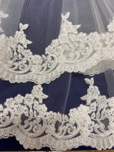 Load image into Gallery viewer, Sarah Louise Girls White Holy Communion Veil- 055010 one size. Double layered.
