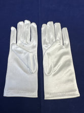 Load image into Gallery viewer, Girls white stretch satin communion gloves 813
