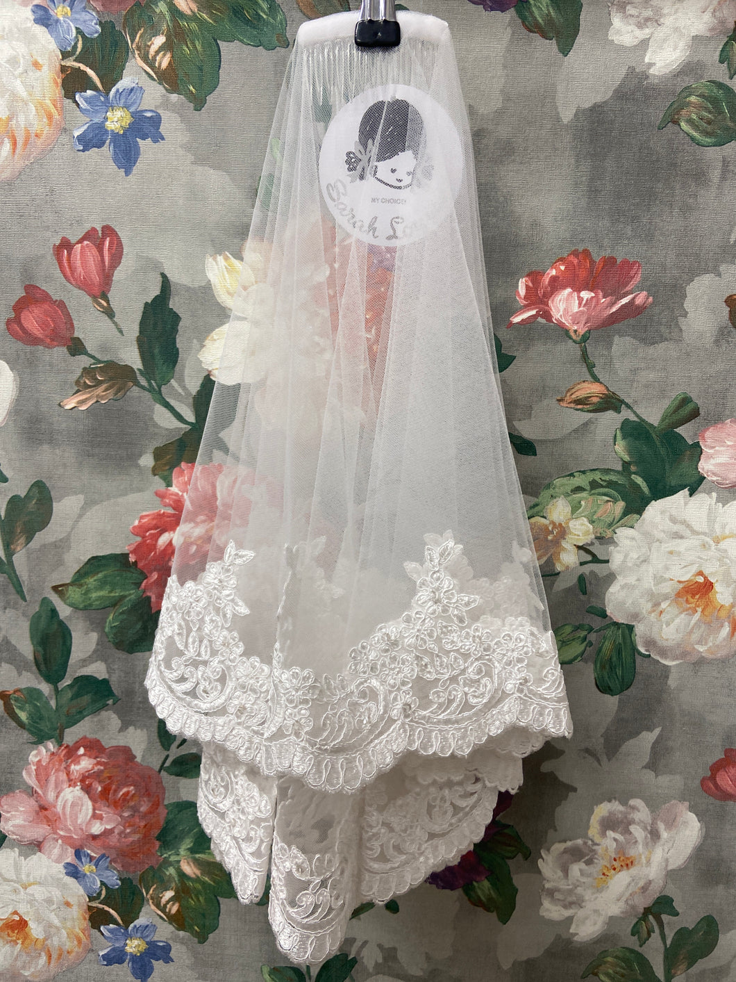 Sarah Louise Girls White Holy Communion Veil- 055010 one size. Double layered.