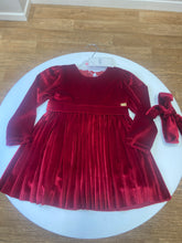 Load image into Gallery viewer, Ebita younger girl rich red velour dress with matching hairband 243293
