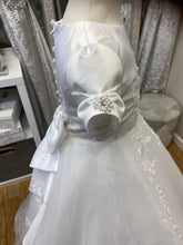 Load image into Gallery viewer, FIADH FIRST HOLY COMMUNION DRESS

