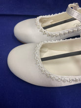 Load image into Gallery viewer, Bella white satin girls shoe suitable for Holy Communion
