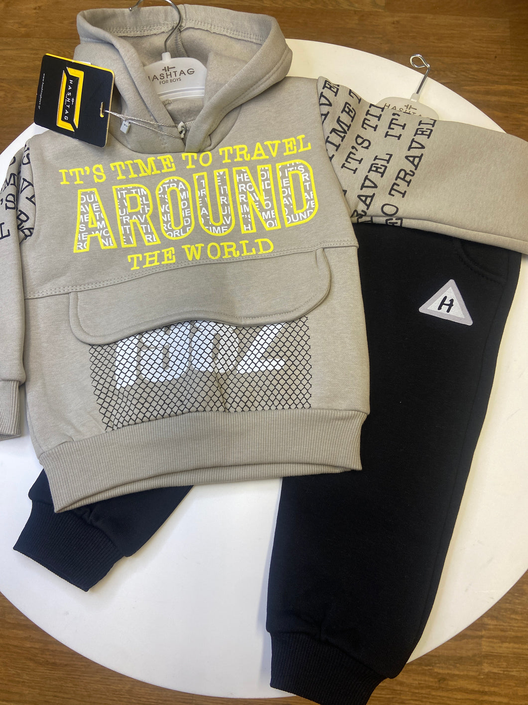Hashtag younger boys tracksuit in stone - 243832