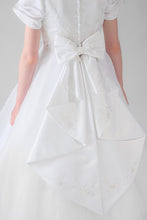 Load image into Gallery viewer, Fiadh holy communion dress
