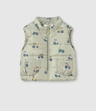 Load image into Gallery viewer, Mayoral baby boy gilet and tracksuit set 2683
