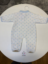 Load image into Gallery viewer, Pex polka dot teddy bear sleepsuit with blue trim
