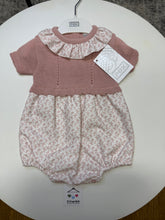 Load image into Gallery viewer, Pex pink and white outfit - Claudia
