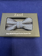 Load image into Gallery viewer, Zazzi boys bow tie and pocket square set 6073/97
