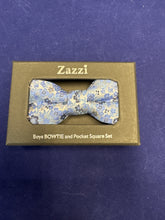 Load image into Gallery viewer, Zazzi boys bow tie and pocket square set 6077/2
