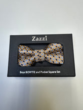 Load image into Gallery viewer, Zazzi boys bow tie and pocket square set 6075/4
