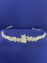 Load image into Gallery viewer, Girls First Holy Communion Tiara - 5271
